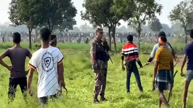 চাঁপাইনবাবগঞ্জের সীমান্তে আবার উত্তেজনা, হামলায় ৩ বাংলাদেশি আহত...